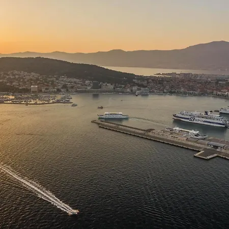 Chicolata Luxury * Split